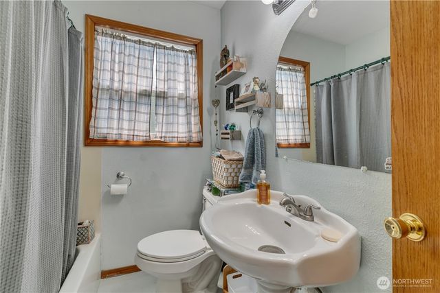 521 19th Avenue SW, Puyallup, WA 98371