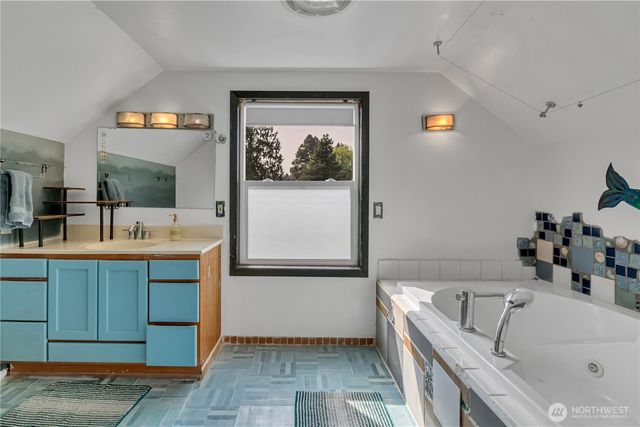 521 19th Avenue SW, Puyallup, WA 98371