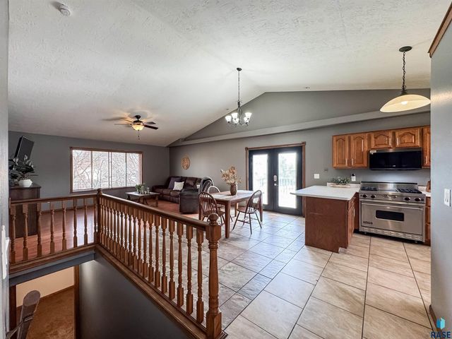 904 E Maywood St Street, Brandon, SD 57005