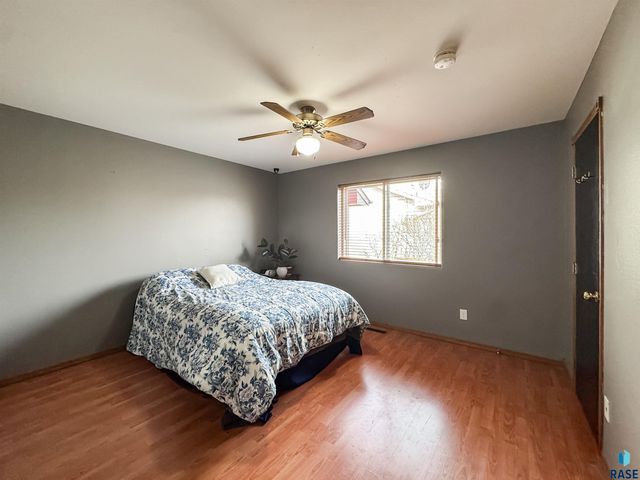 904 E Maywood St Street, Brandon, SD 57005