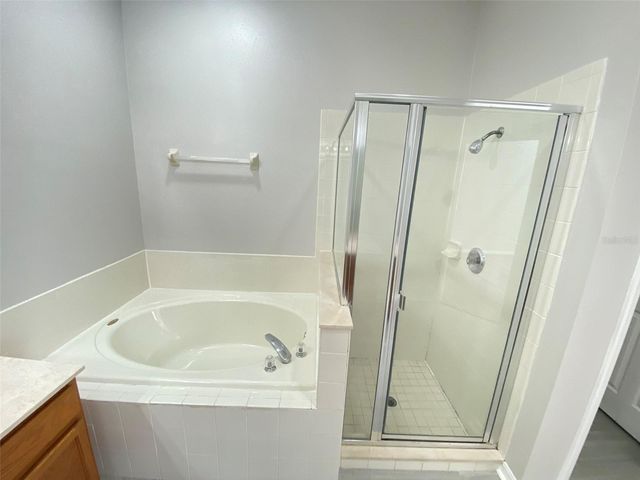 1737 LALIQUE LANE, Orlando, FL 32828