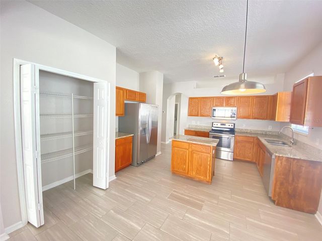 1737 LALIQUE LANE, Orlando, FL 32828