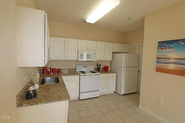2520 Friedland 202, Raleigh, NC 27617