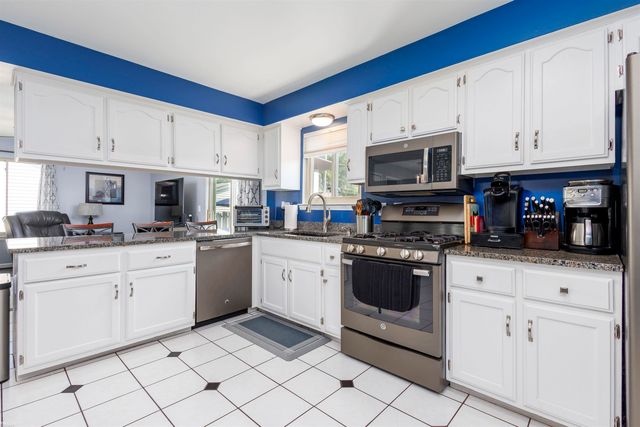29831 Forton Road, New Baltimore, MI 48047