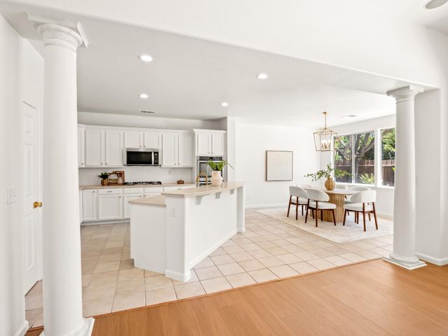 2711 E Shea Drive, Fresno, CA 93720