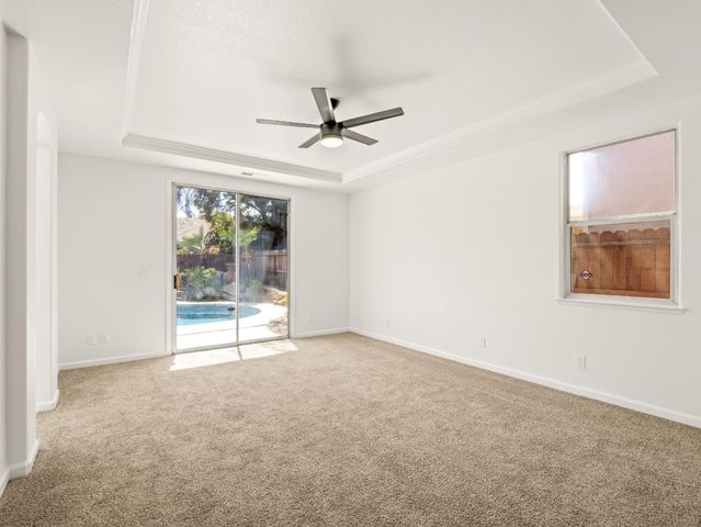2711 E Shea Drive, Fresno, CA 93720