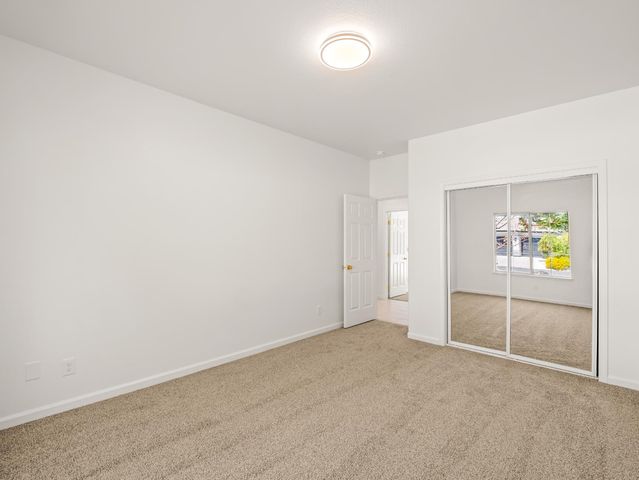 2711 E Shea Drive, Fresno, CA 93720