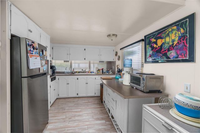 202 N Ibis S, Briny Breezes, FL 33435