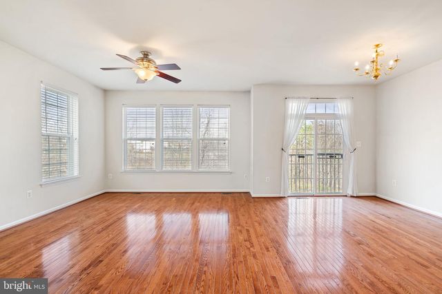9766 CORBETT CIR, Manassas Park, VA 20111