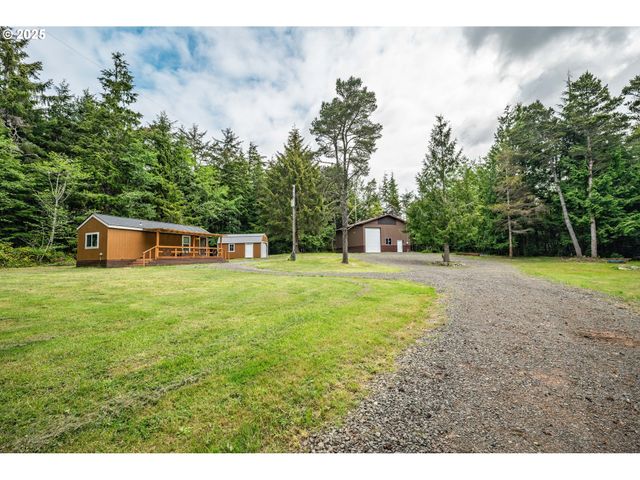 5319 Sw FLANSBERG Rd, Waldport, OR 97394