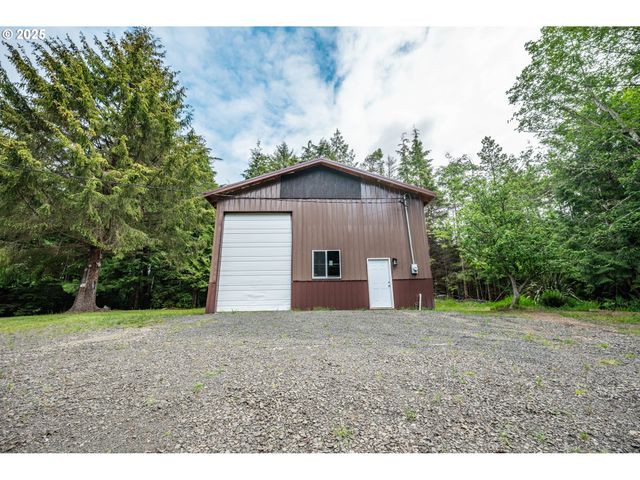 5319 Sw FLANSBERG Rd, Waldport, OR 97394