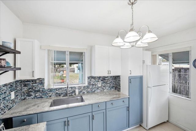 1219 N E Street, Lake Worth, FL 33460