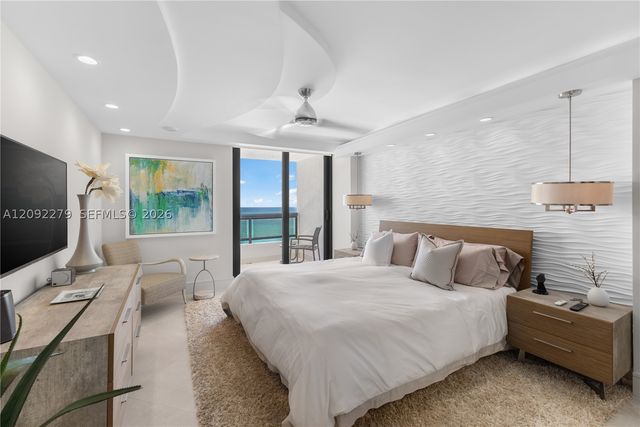 2555 Collins Ave 2205, Miami Beach, FL 33140