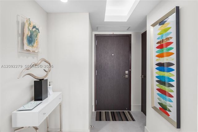 2555 Collins Ave 2205, Miami Beach, FL 33140
