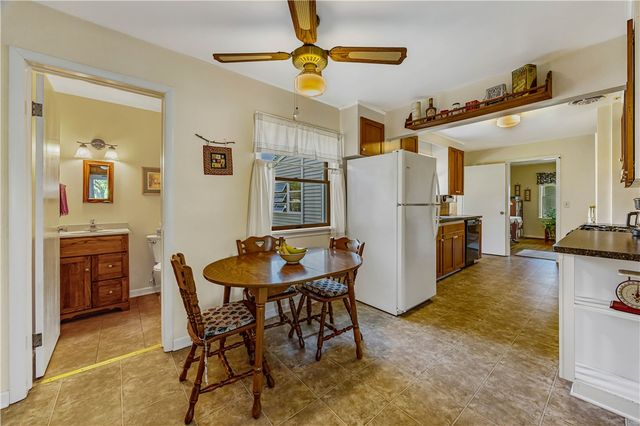 16 Hawley Drive, Webster, NY 14580