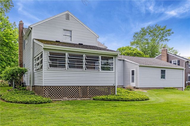 16 Hawley Drive, Webster, NY 14580