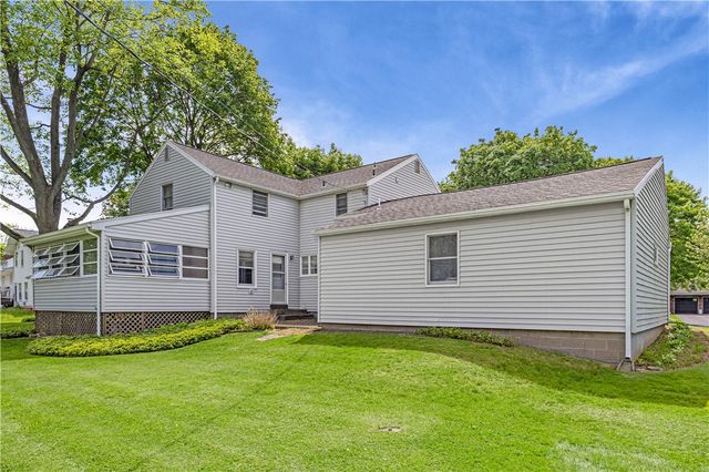 16 Hawley Drive, Webster, NY 14580