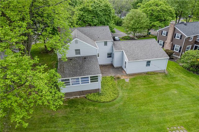 16 Hawley Drive, Webster, NY 14580