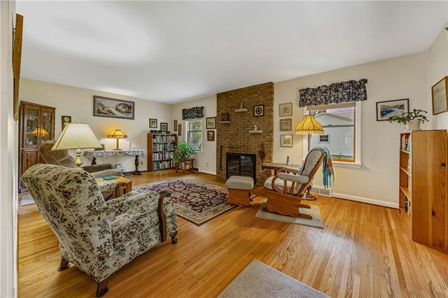16 Hawley Drive, Webster, NY 14580