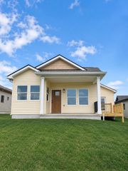 1032 Wentford Avenue, Sweetwater, TN 37874