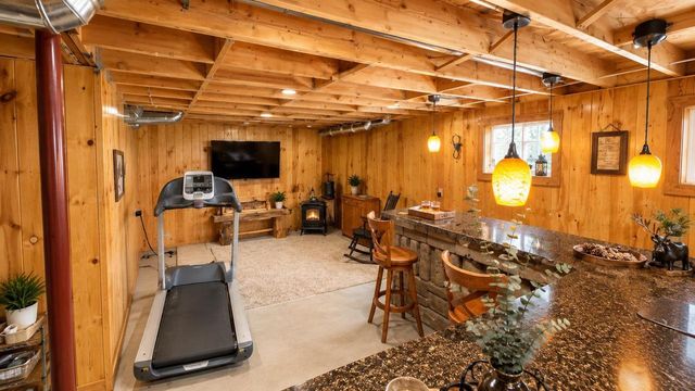 1352 Windsor Circle, Watertown, WI 53098