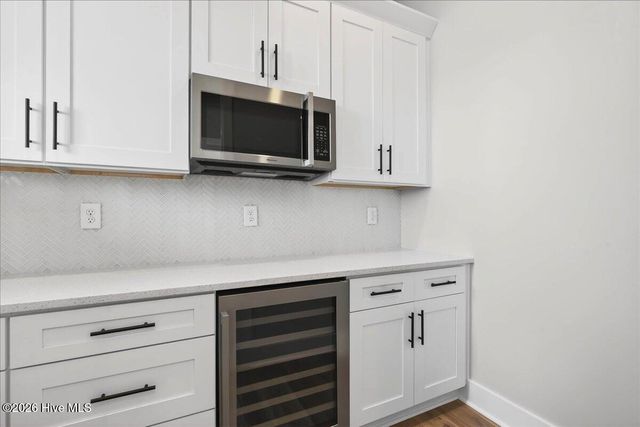 520 S Middleton Drive NW, Calabash, NC 28467