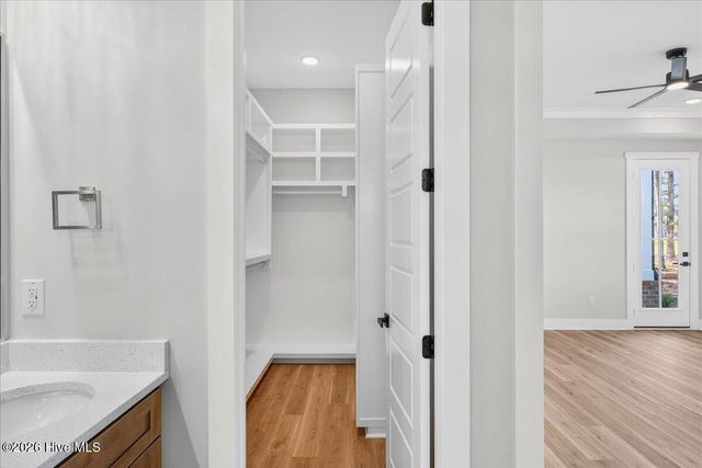 520 S Middleton Drive NW, Calabash, NC 28467