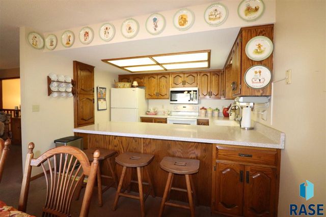 4212 S Southeastern Ave Avenue, Sioux Falls, SD 57103