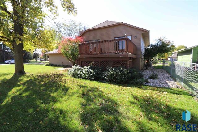 4212 S Southeastern Ave Avenue, Sioux Falls, SD 57103