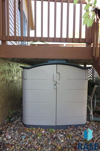 4212 S Southeastern Ave Avenue, Sioux Falls, SD 57103