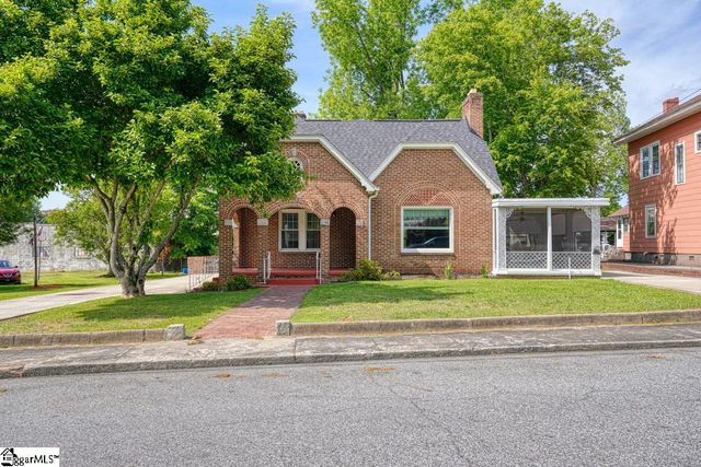 203 E South Street, Union, SC 29379