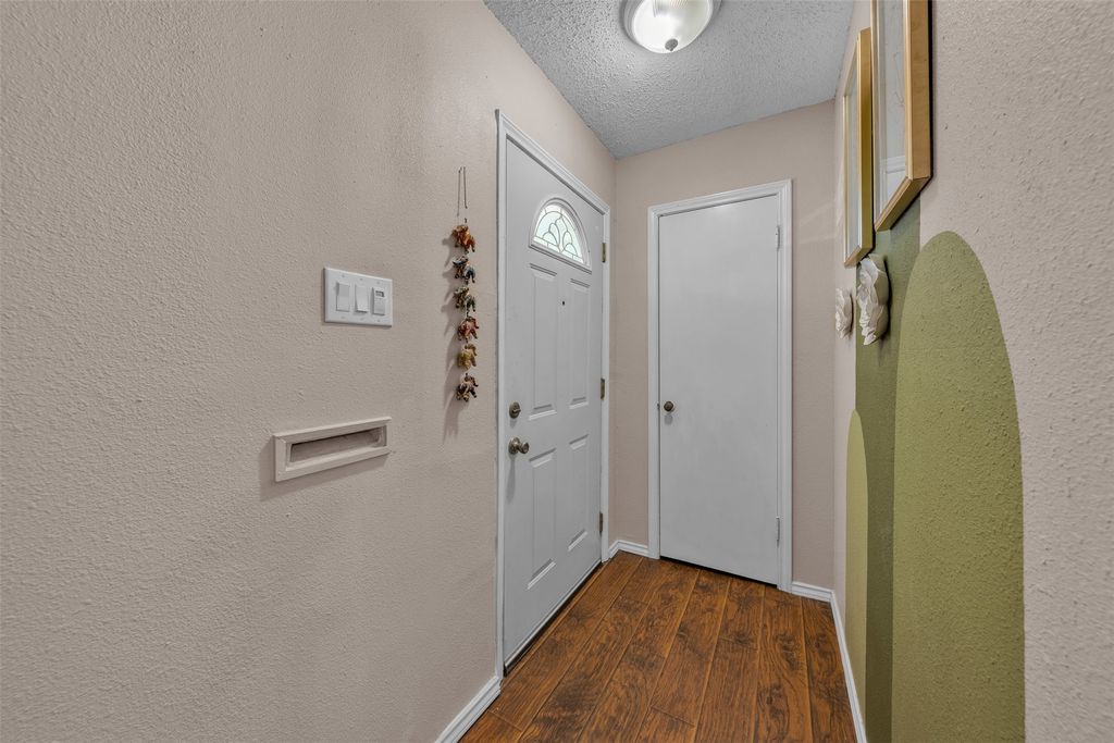 2309 Maryel Drive, Fort Worth, TX 76112 — photo 5
