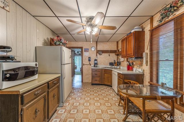 46 Dora Drive, Greenville, MO 63944