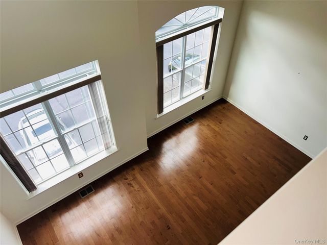 1515 Balsam Drive, New Windsor, NY 12553