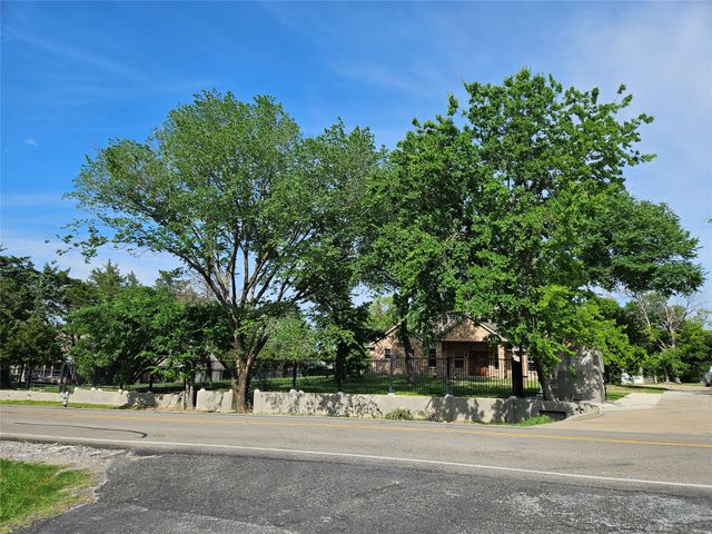 234 E FORK Road, Sunnyvale, TX 75182