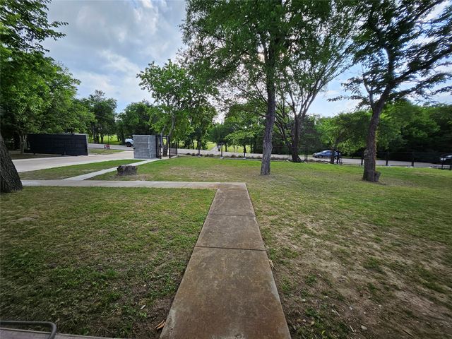 234 E FORK Road, Sunnyvale, TX 75182