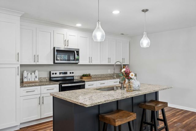 5615 Buskirk Street, North Charleston, SC 29406