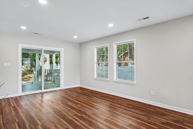 5615 Buskirk Street, North Charleston, SC 29406