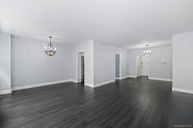 260 Garth Road 3K4, Scarsdale, NY 10583