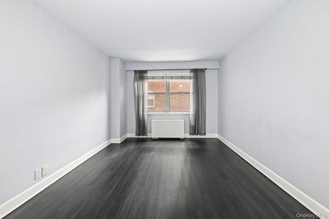 260 Garth Road 3K4, Scarsdale, NY 10583