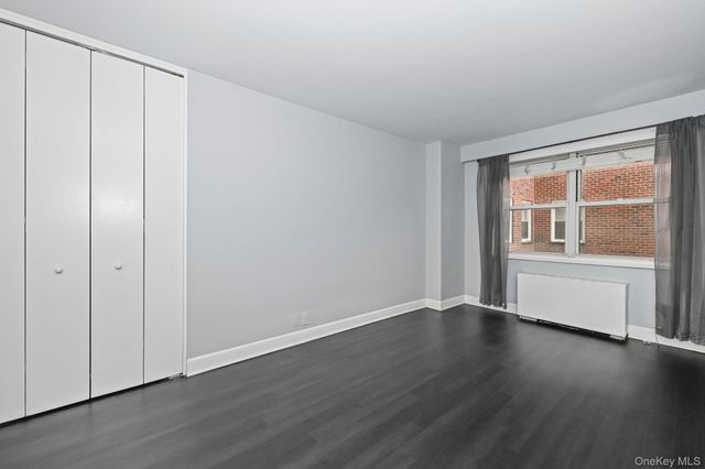 260 Garth Road 3K4, Scarsdale, NY 10583