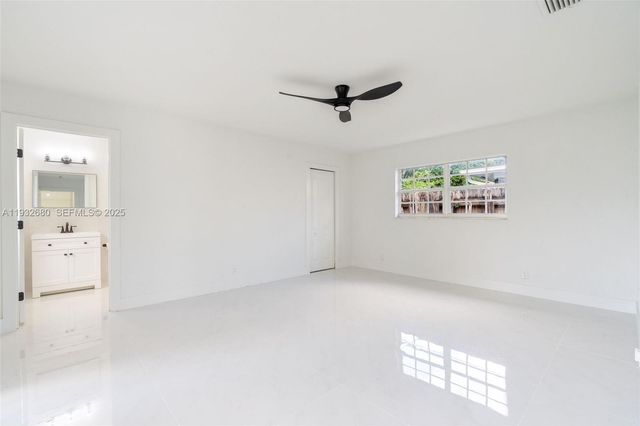 7441 NW 38th Ct, Lauderhill, FL 33319