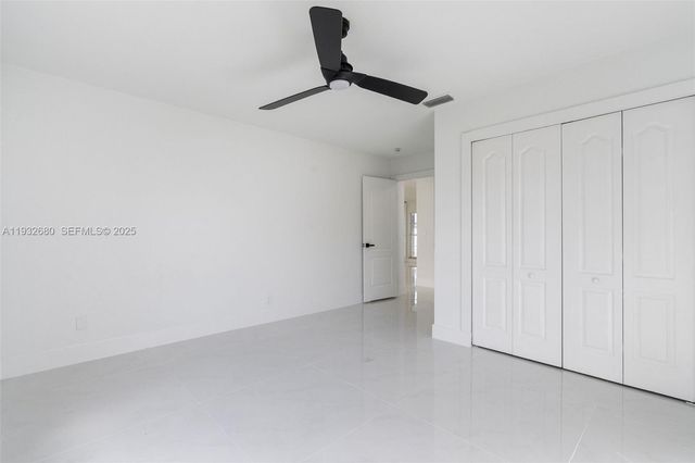 7441 NW 38th Ct, Lauderhill, FL 33319