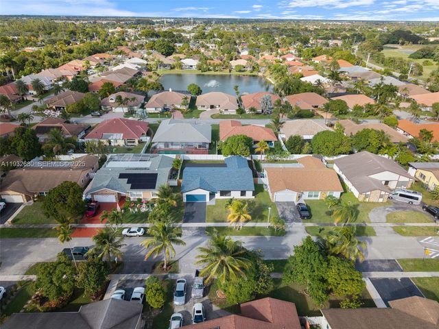 7441 NW 38th Ct, Lauderhill, FL 33319