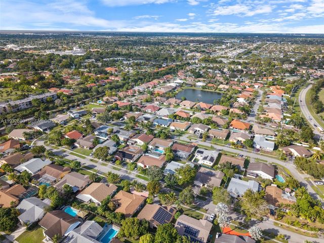 7441 NW 38th Ct, Lauderhill, FL 33319