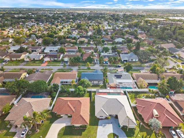 7441 NW 38th Ct, Lauderhill, FL 33319