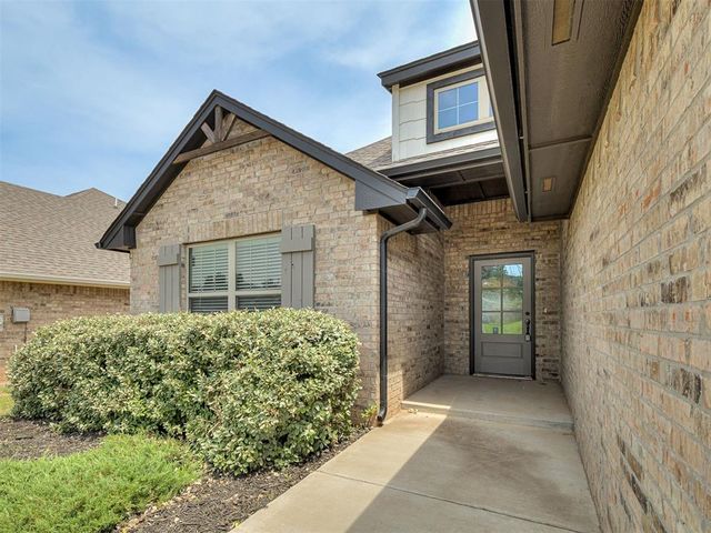 8324 Lambert Way, Edmond, OK 73034