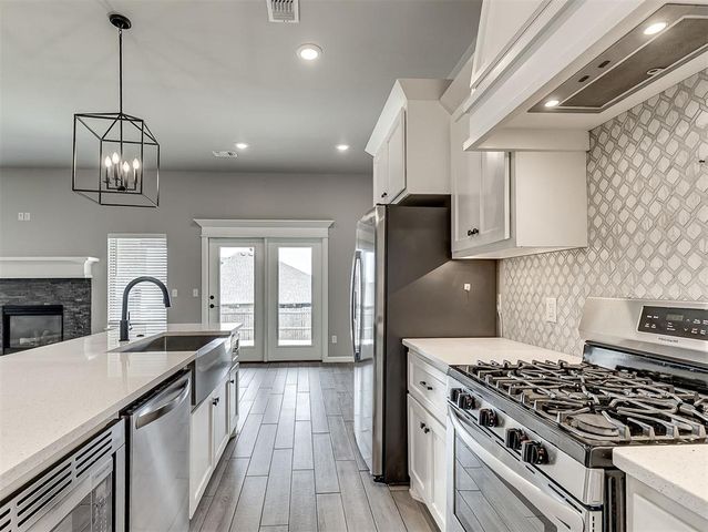 8324 Lambert Way, Edmond, OK 73034