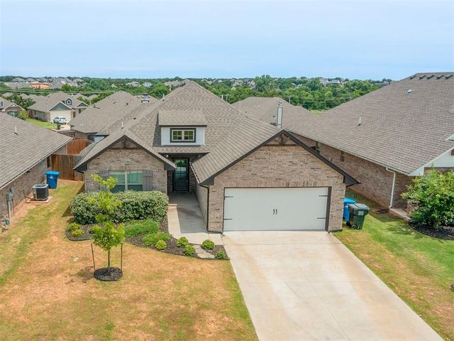 8324 Lambert Way, Edmond, OK 73034