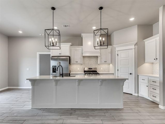8324 Lambert Way, Edmond, OK 73034